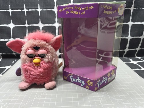 Tiger electronics furby pink - tiger,