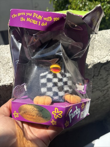 Furby special racing edition - racing,
